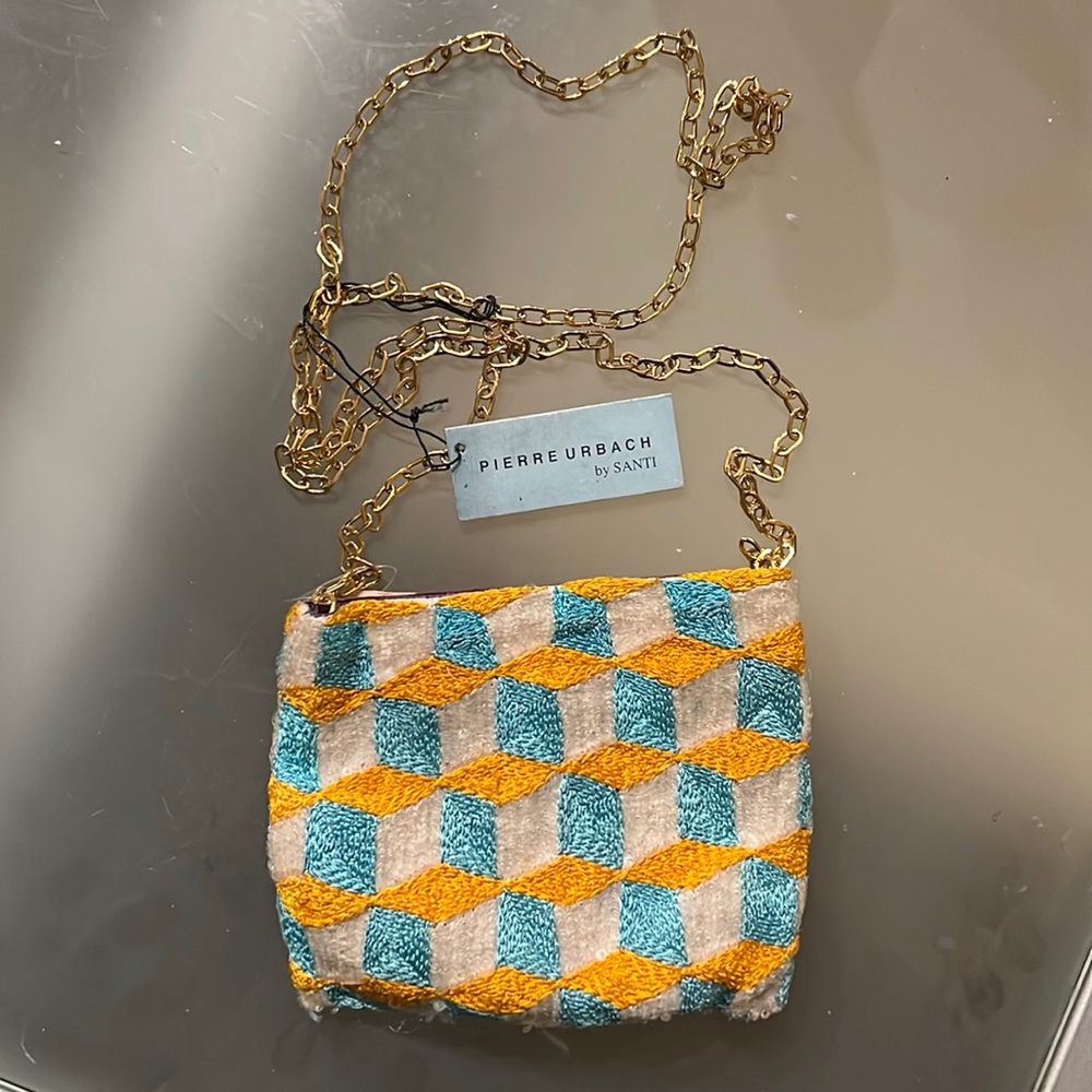 NWT vintage sequin and embroidered purse with gold chain strap.